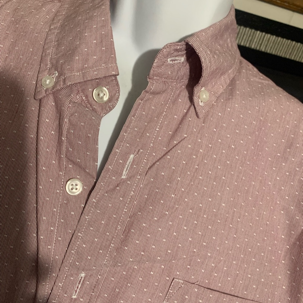 Men's Classic Button-Down Shirt - Size 16 /34 Maroon